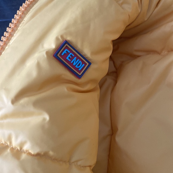 Fendi unisex jacket for kids . Reversible - Picture 9 of 10